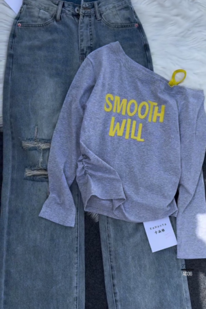 Women’s Long Sleeve Casual Graphic Top – “Smooth Will”