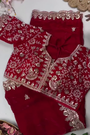 Grand Maroon Velvet Saree Set with Floral Zari jaal