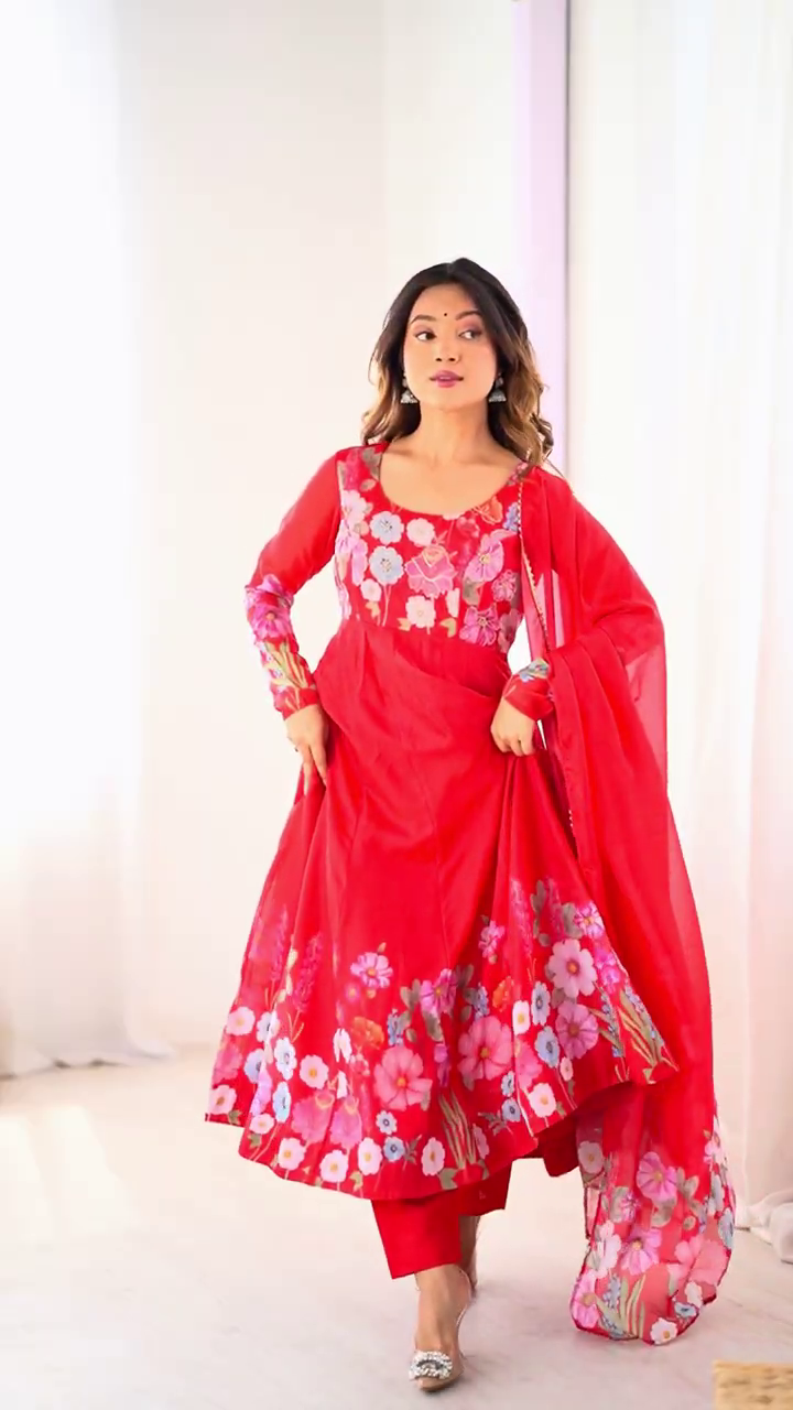 Vibrant Crimson Floral Anarkali Set - Image 3