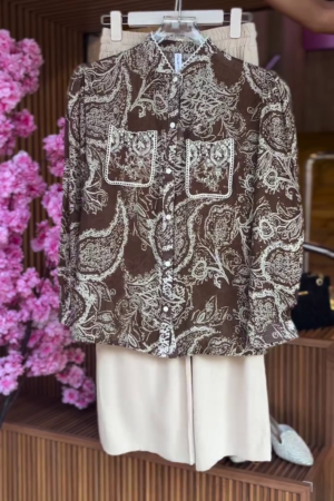 Paisley Pocket Shirt & Cream Shorts