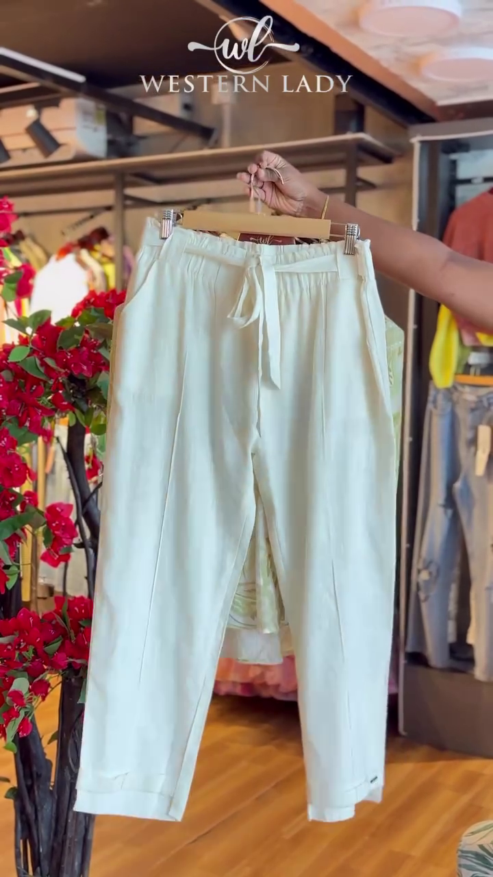 Floral Mist Top & White Pants - Image 2