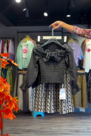 Ruched Floral Top in Noir & YC Geometric Skirt in Monochrome