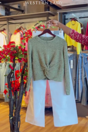 Knotted Sweater in Moss & Wide-Leg Pants in White