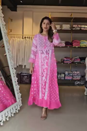 Blush Pink Chikankari Kurta Set – A Timeless Classic