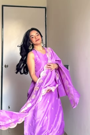 Elegant Lilac Silk Embroidered Suit Set with Dupatta
