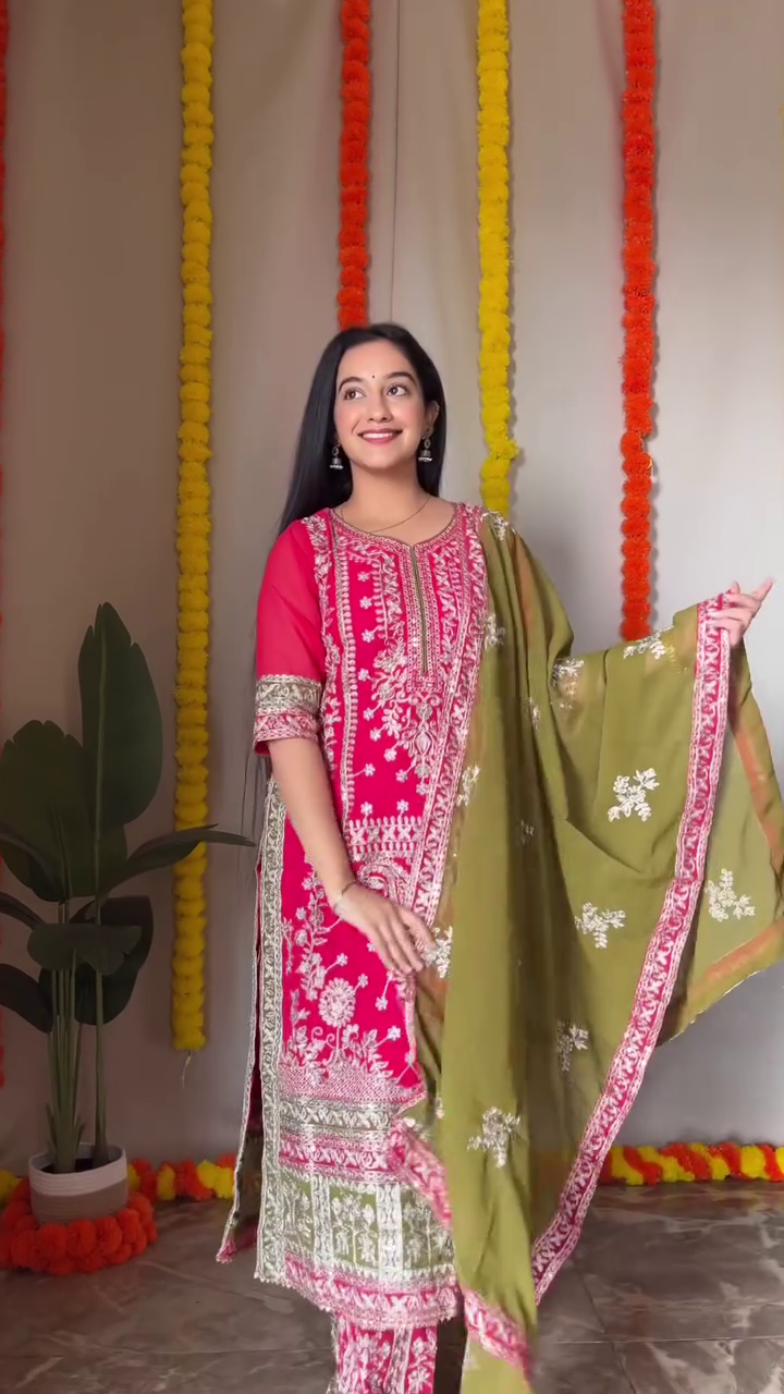 Lavender Embellished Salwar Kameez Set - Image 2