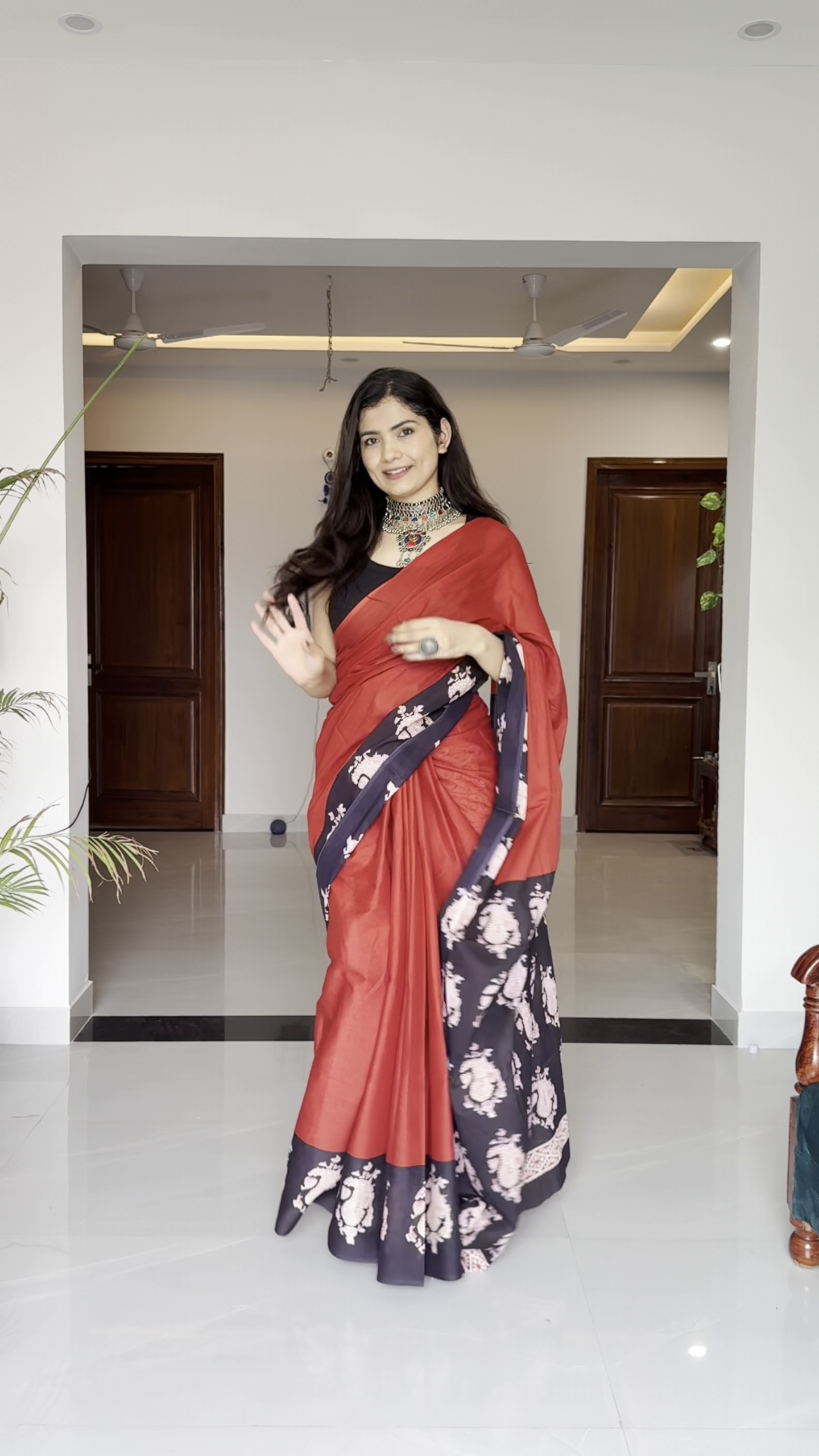 Earthy Beige Handloom Saree with Geometric Border - Image 3