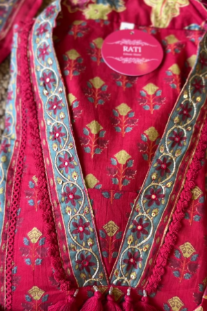 Vintage Bohemian Red Cotton Suit – A Blend of Tradition & Artistry