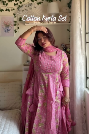 Orchid Grace: Floral Printed Cotton Alia-Cut Kurta Set