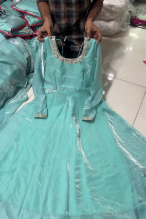 Women Regular Zardozi Kurta with Trousers & With Dupatta