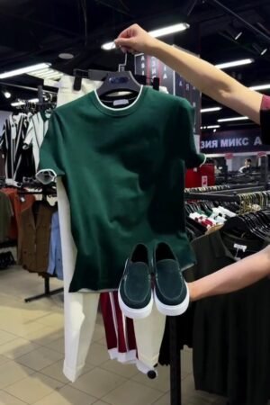 Urban Minimalist Crew-Neck T-Shirt and Trouser Ensemble – Available in Forest Green & Crisp White