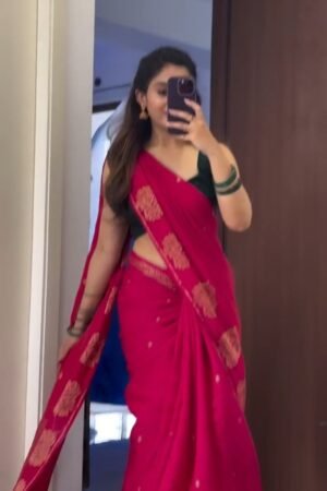 Vibrant Fuchsia Zari Border Handloom Saree